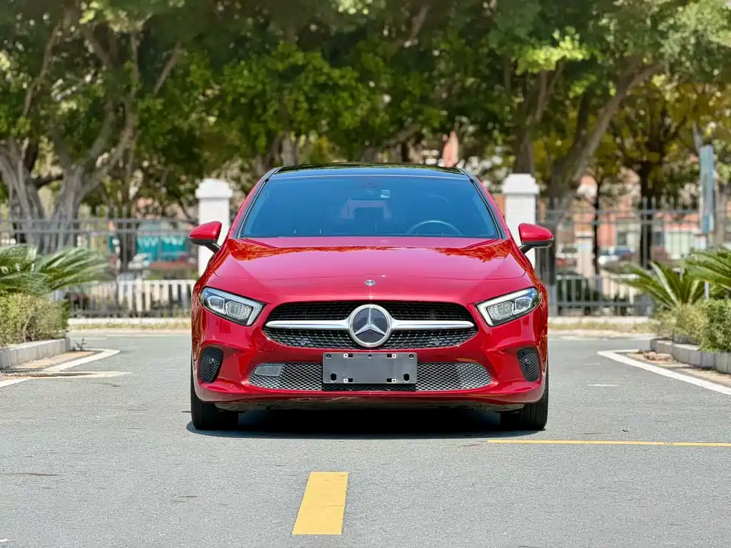 Mercedes-Benz A-Class 2020 — фото 2