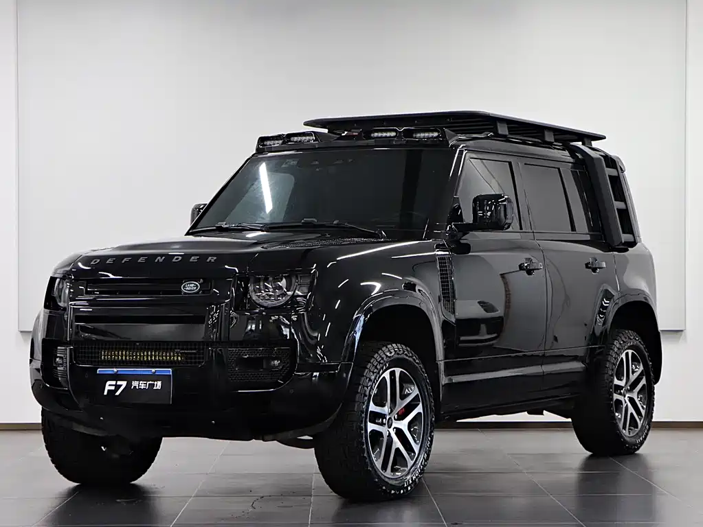 Land Rover Defender 2023 — фото 1
