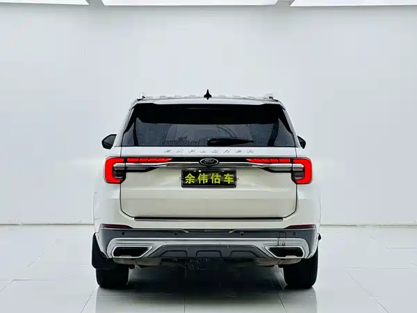Ford Explorer 2023