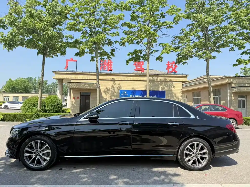 Mercedes-Benz E-Class 2018 — фото 2