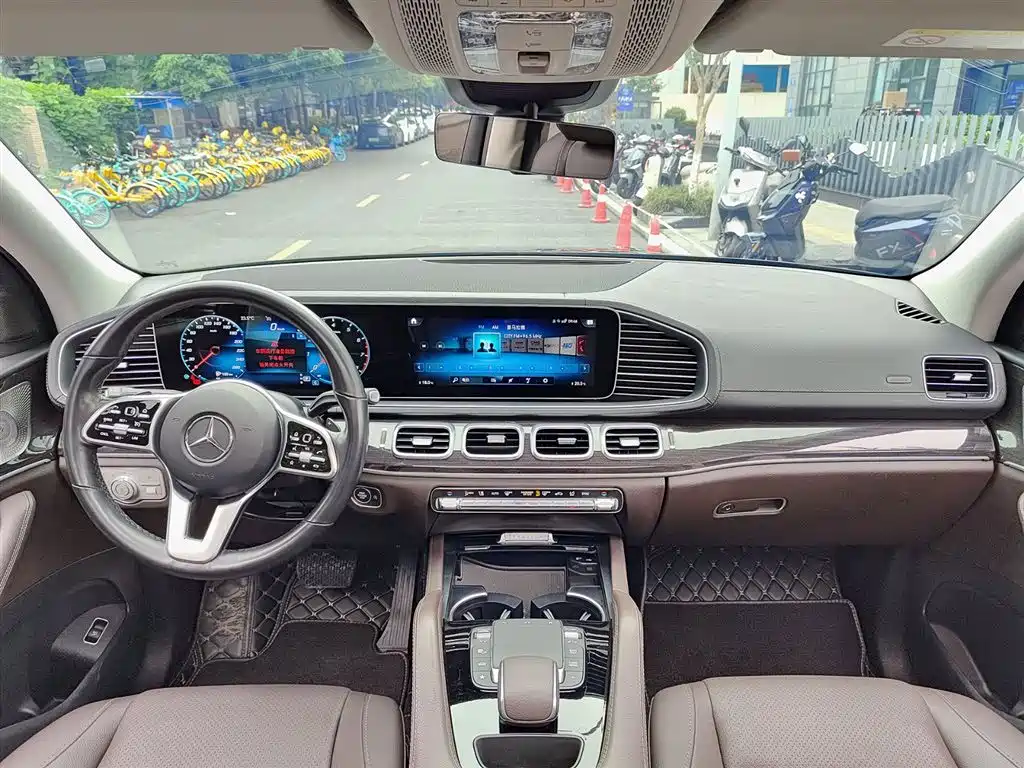 Mercedes-Benz GLE 2023 — фото 10