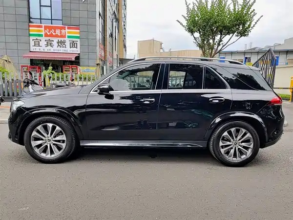 Mercedes-Benz GLE 2023