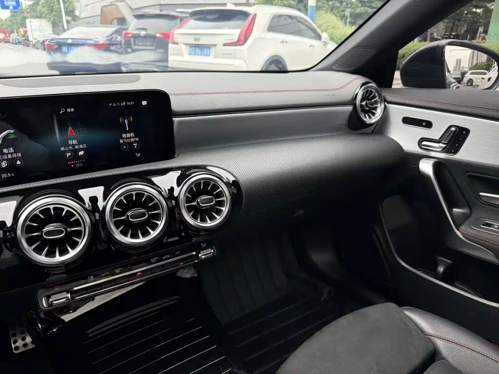 Mercedes-Benz CLA 2021 — фото 21