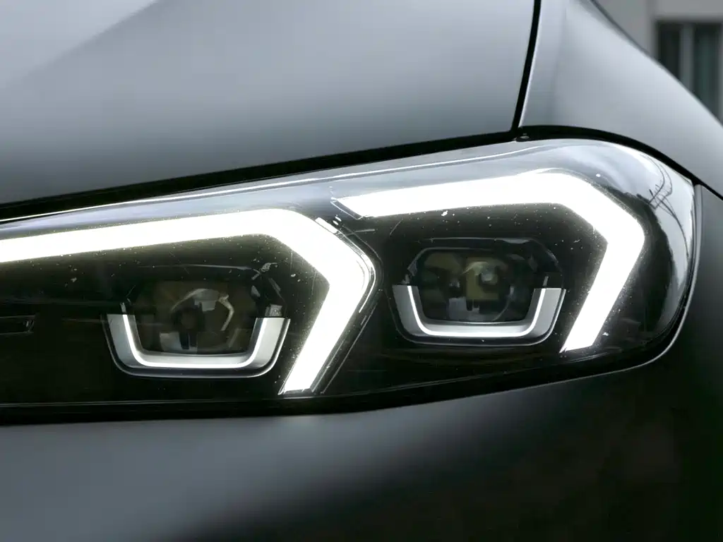 BMW 3 Series 2023