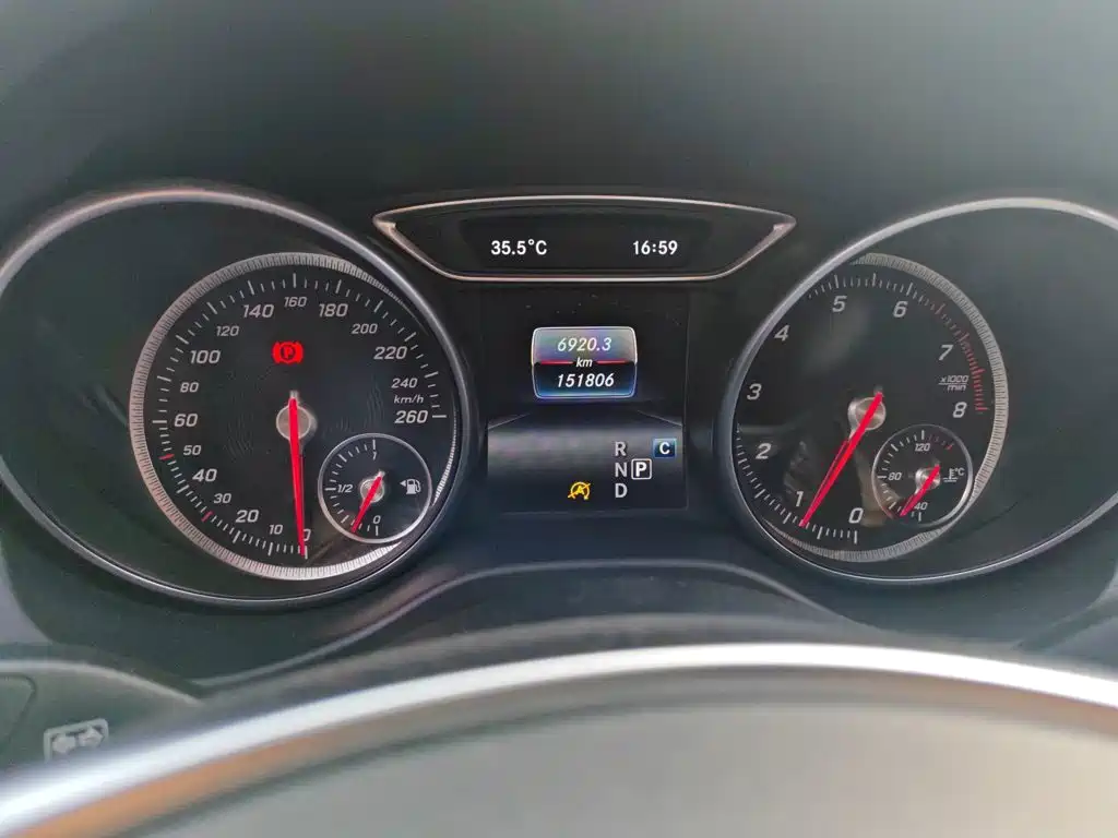 Mercedes-Benz CLA 2016 — фото 8