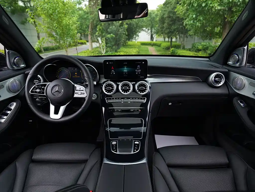 Mercedes-Benz GLC 2021