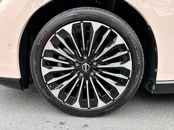 Nissan N7 2025