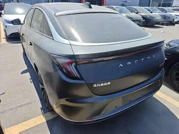 Arcfox Alpha S 2023