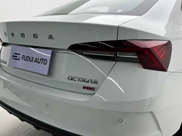Skoda Octavia 2023