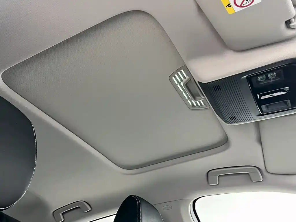 Skoda Octavia 2024 — фото 9