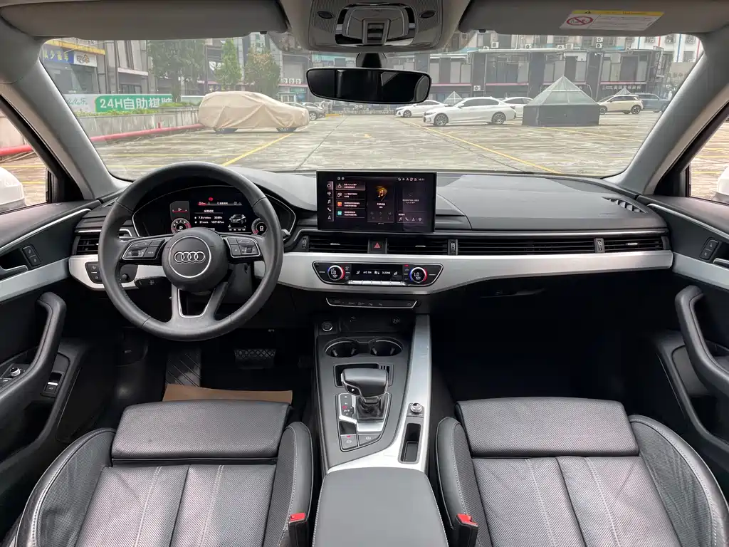 Audi A4L 2021