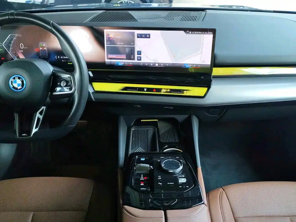 BMW i5 2026 — фото 10