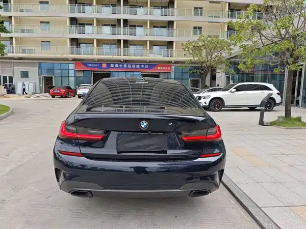 BMW 3 Series 2022