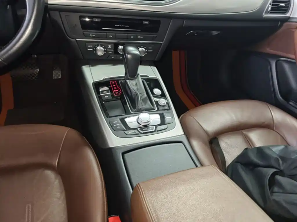 Audi A6L 2018 — фото 14