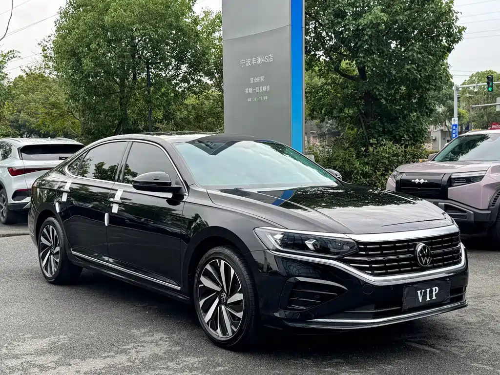 Volkswagen Passat 2024