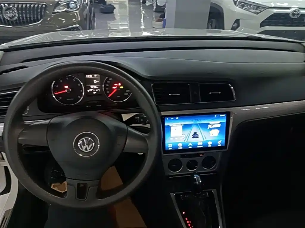 Volkswagen Gran Lavida 2016 — фото 10