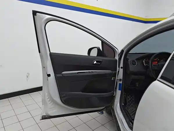 Peugeot 3008 2016