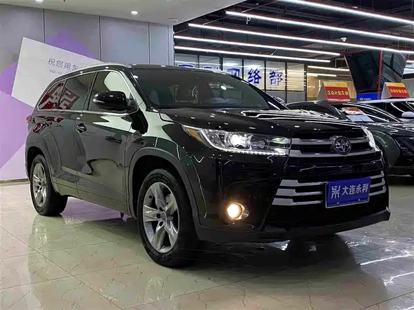 Toyota Highlander 2022