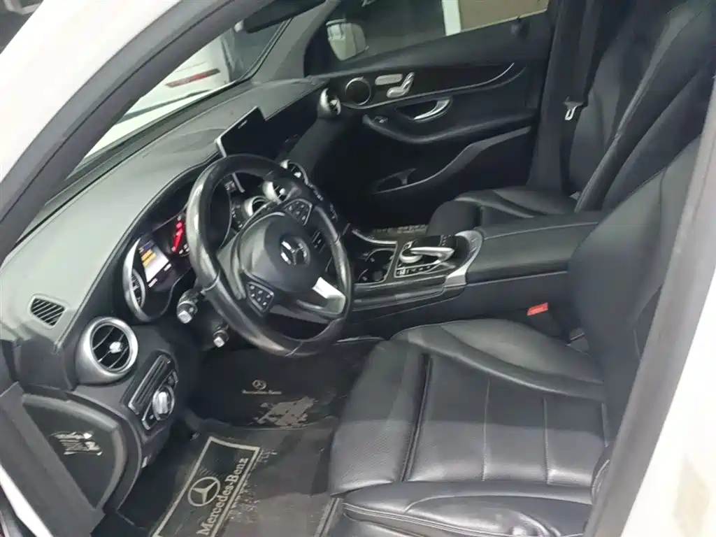 Mercedes-Benz GLC 2019 — фото 15