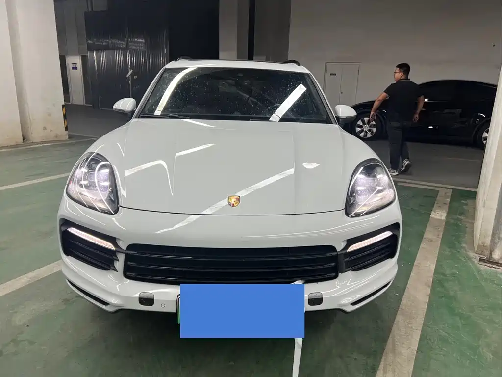 Porsche Cayenne Hybrid 2019 — фото 2