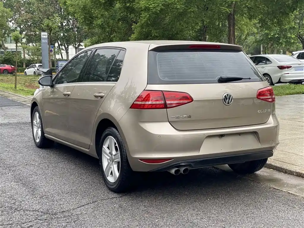 Volkswagen Golf 2015 — фото 11