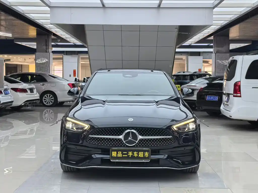 Mercedes-Benz C-Class 2024 — фото 1