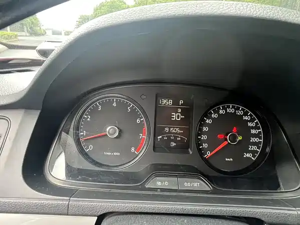 Volkswagen Gran Lavida 2014