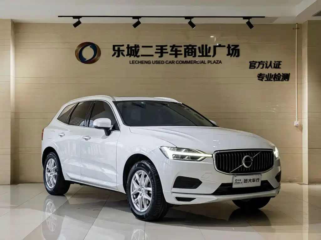 Volvo XC60 2018 — фото 3
