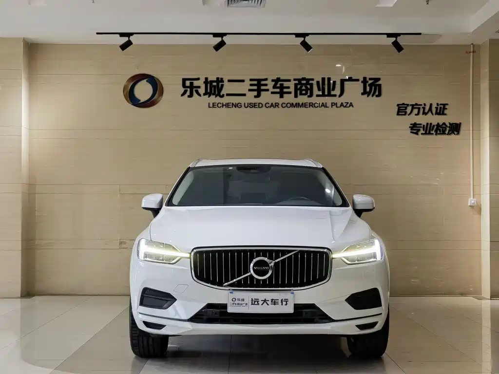Volvo XC60 2018 — фото 2