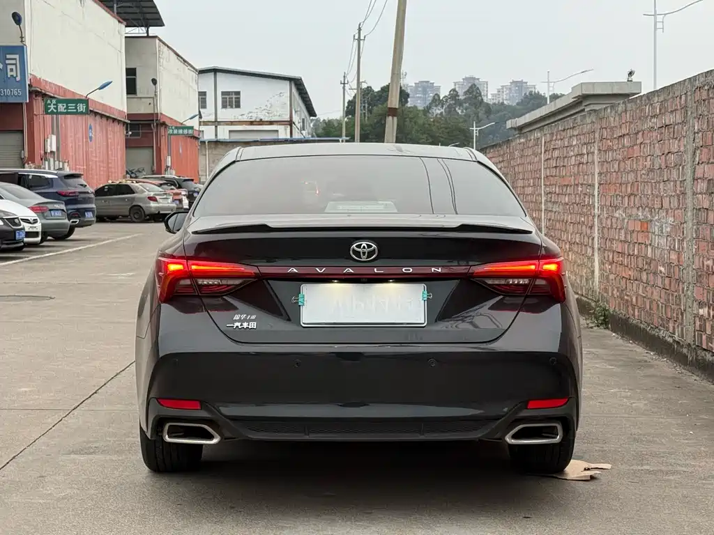 Toyota Avalon 2022 — фото 2