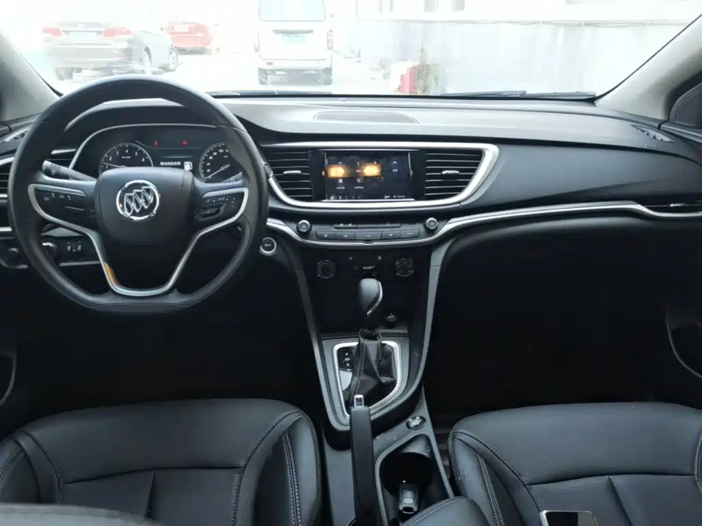 Buick Excelle 2022 — фото 10