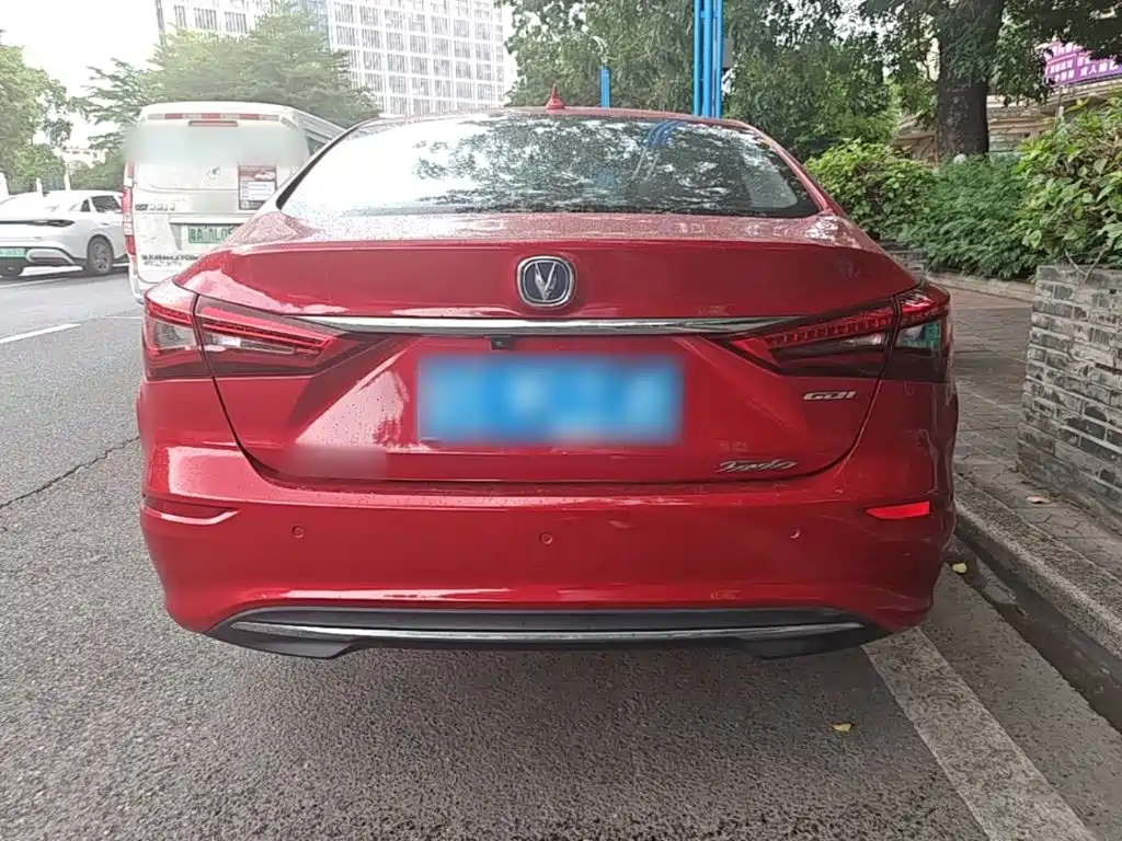 Changan Eado 2018 — фото 6