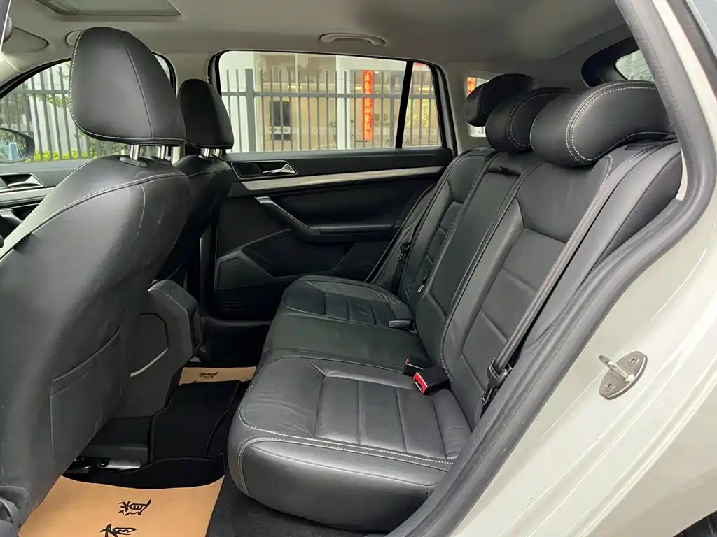 Volkswagen Gran Lavida 2016