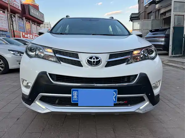 Toyota RAV4 2013