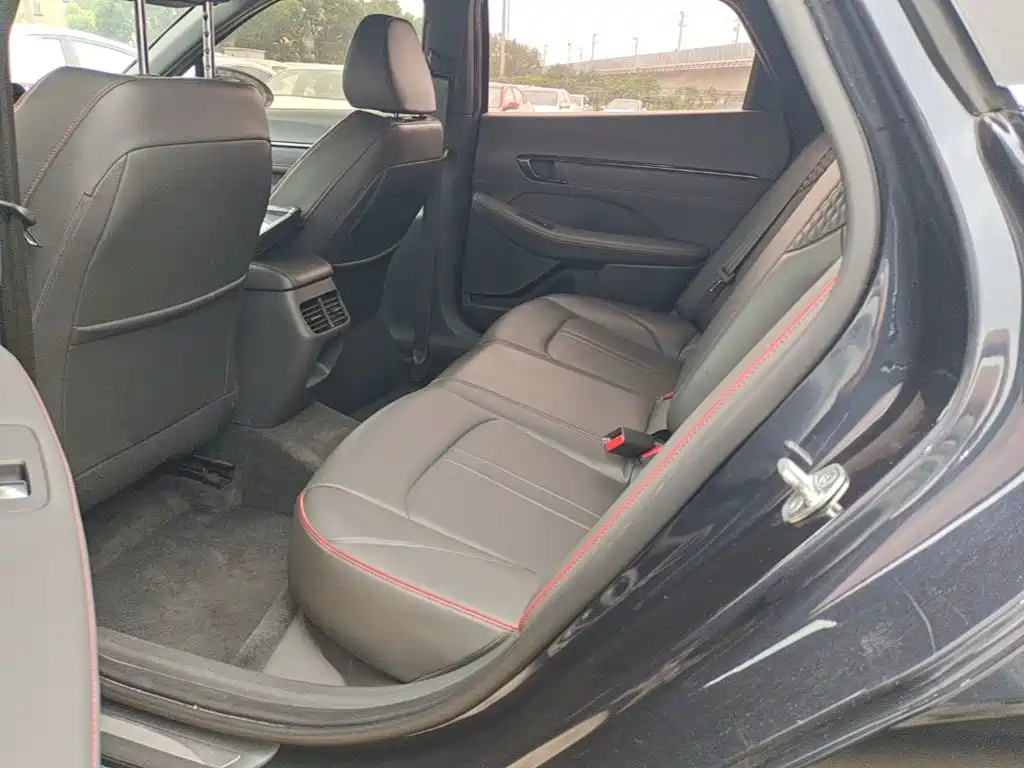 Hyundai Sonata 2020 — фото 13