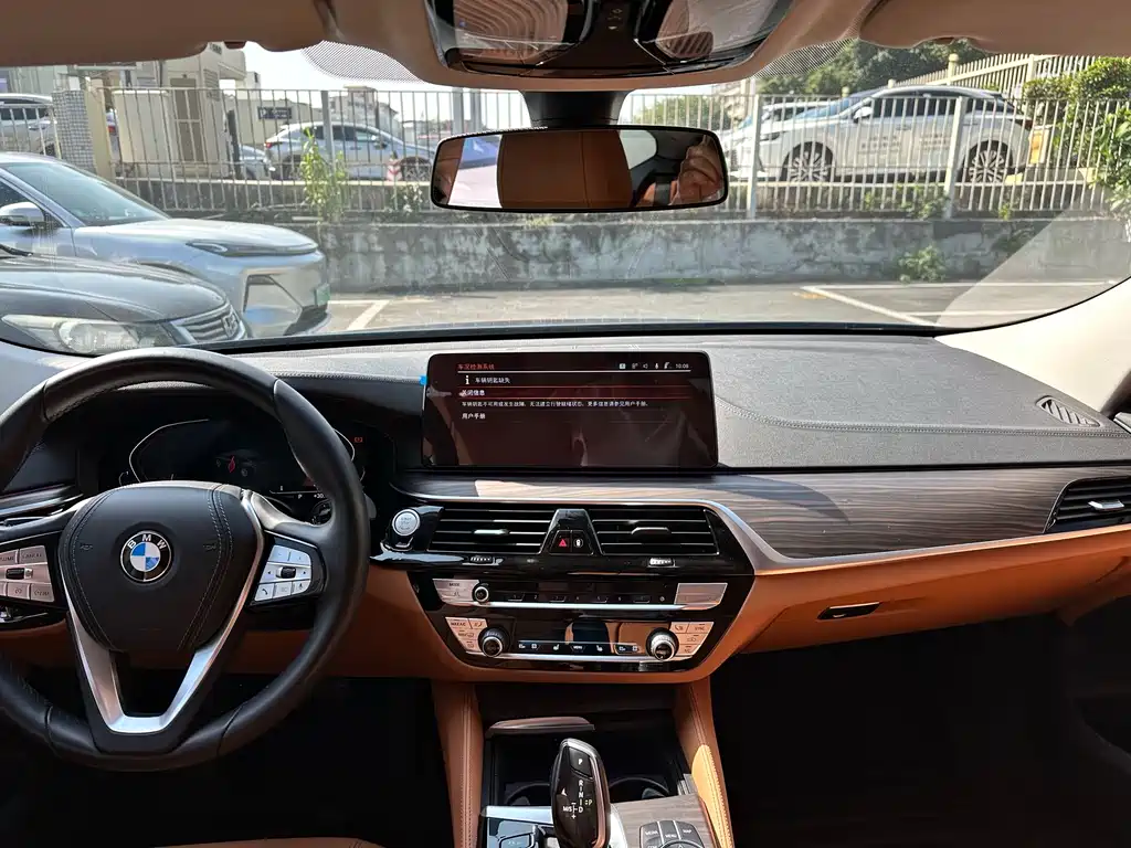 BMW 6 Series GT 2021 — фото 13