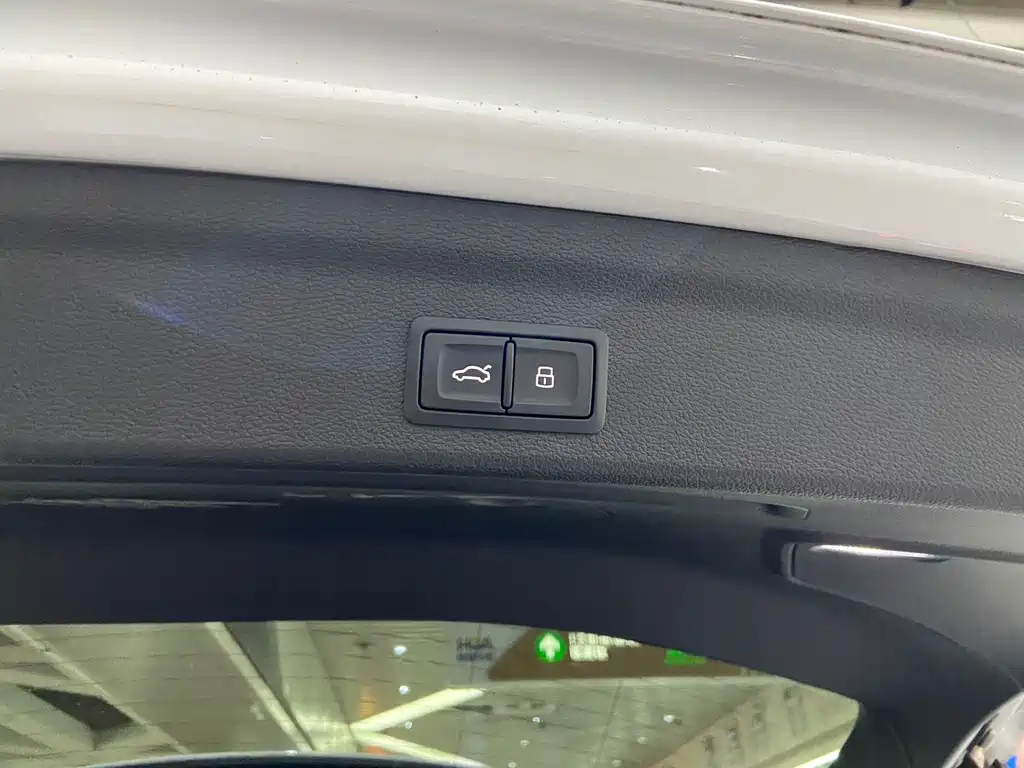 Audi Q3 2023 — фото 13