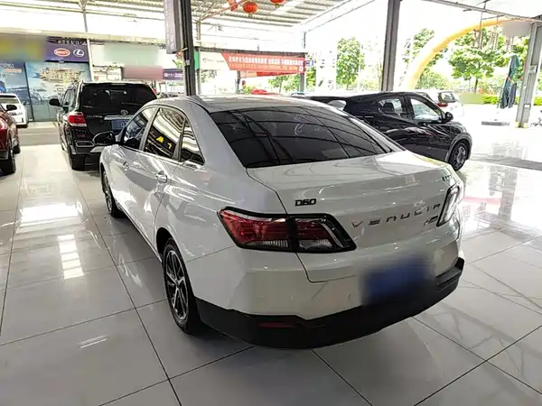 Venucia D60 2020