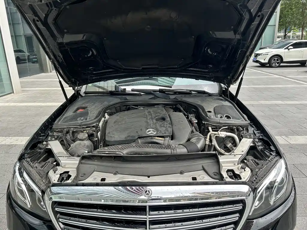 Mercedes-Benz E-Class 2020 — фото 14
