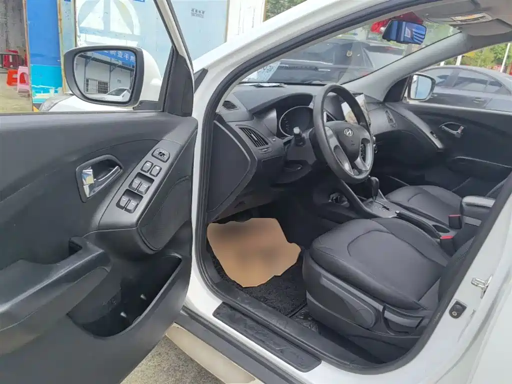 Hyundai ix35 2016 — фото 16