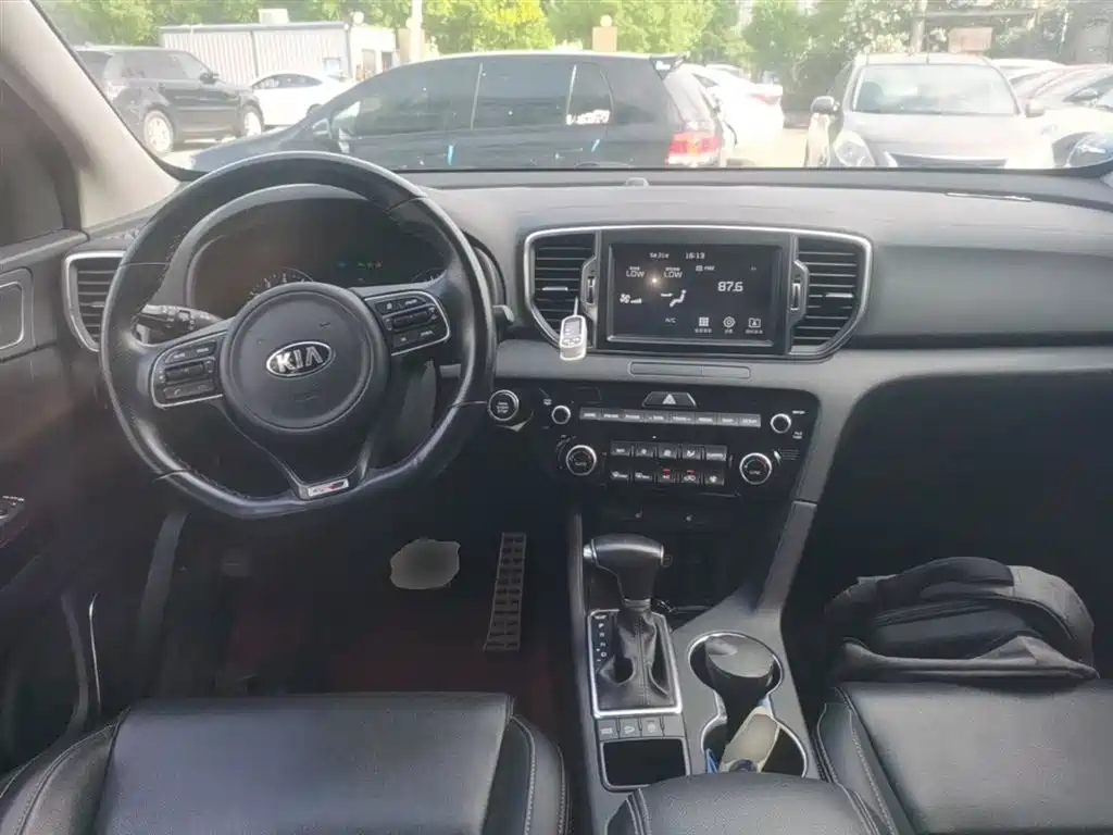 Kia KX5 2016 — фото 10