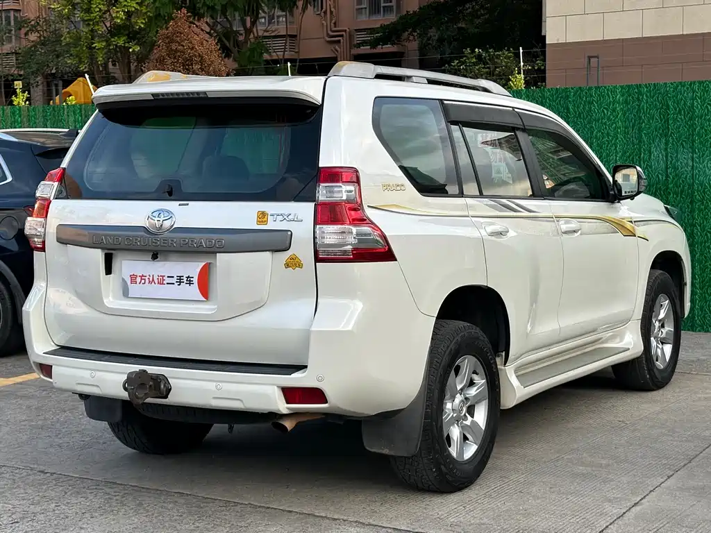 Toyota Prado 2016 — фото 9