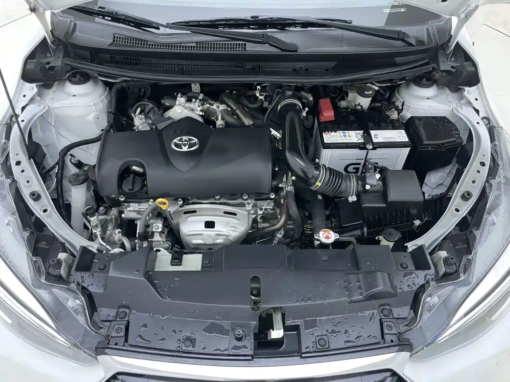 Toyota Yaris L 2023 — фото 29