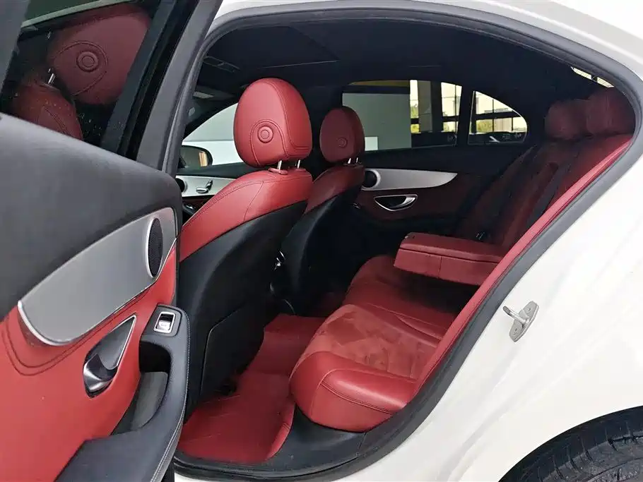 Mercedes-Benz C-Class 2017 — фото 11
