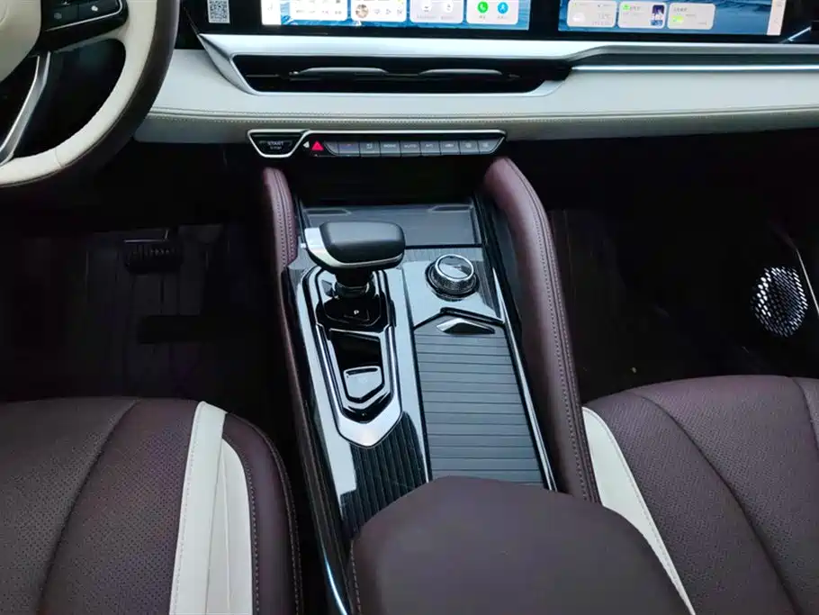 Geely Xingyue L 2023 — фото 16