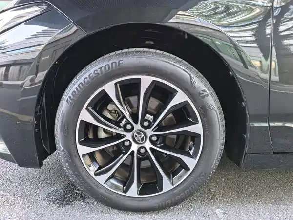 Toyota Avalon 2023