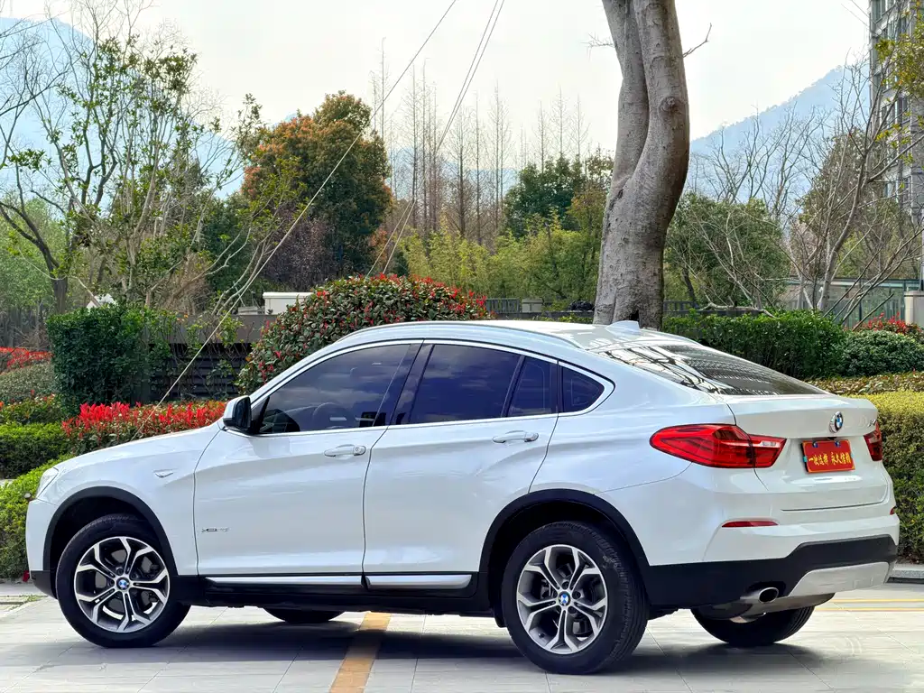 BMW X4 2016 — фото 17