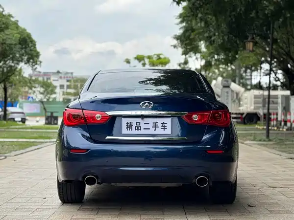 Infiniti Q50L 2017