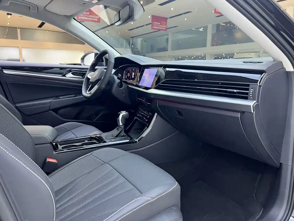 Volkswagen Passat 2025