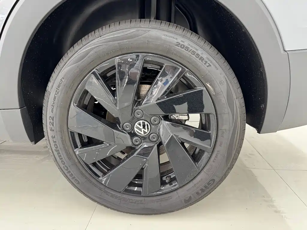 Volkswagen Tharu — фото 4